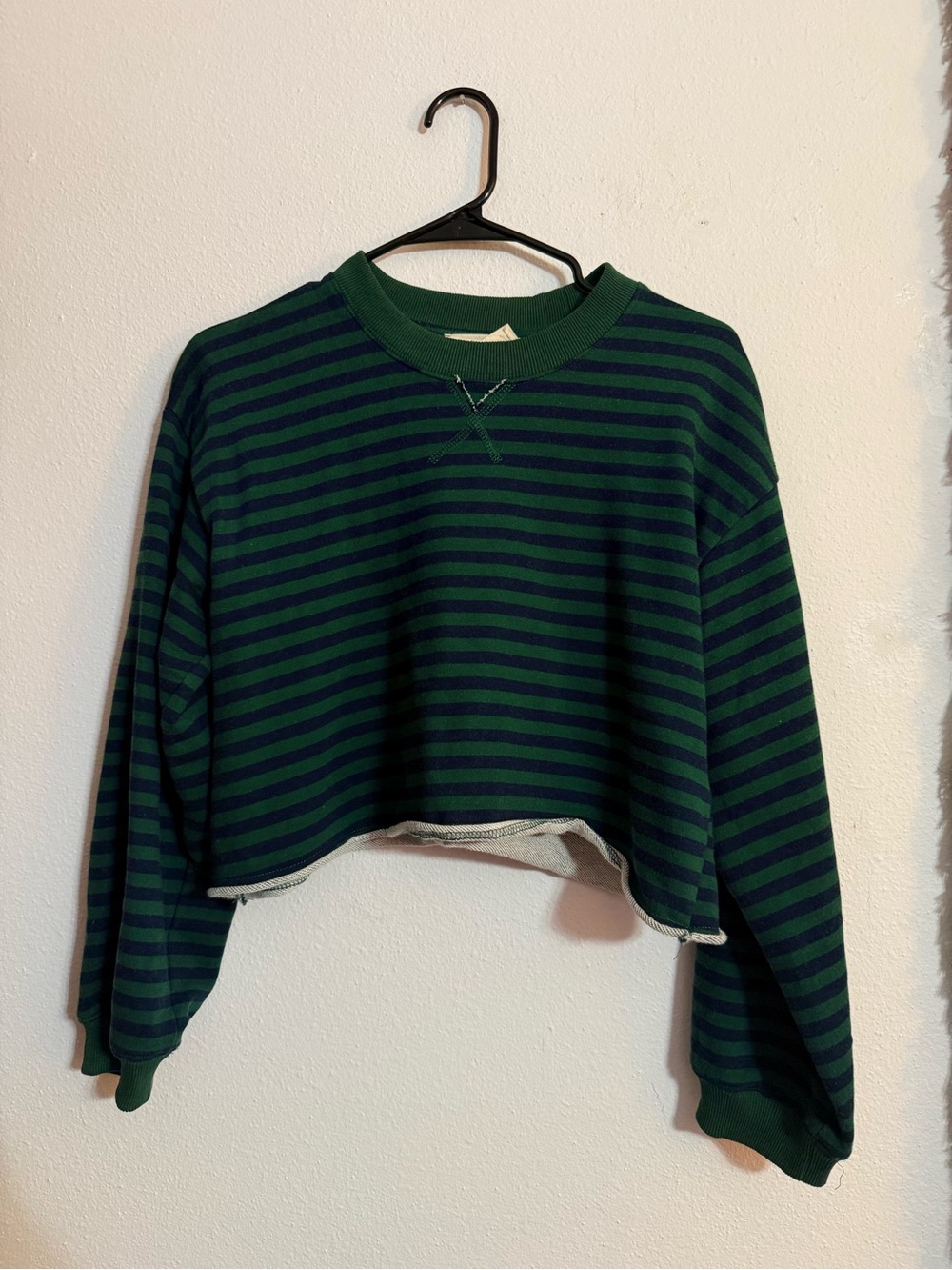 ❄️ together • Green & Navy Striped Cropped Sweater • Women’s Small